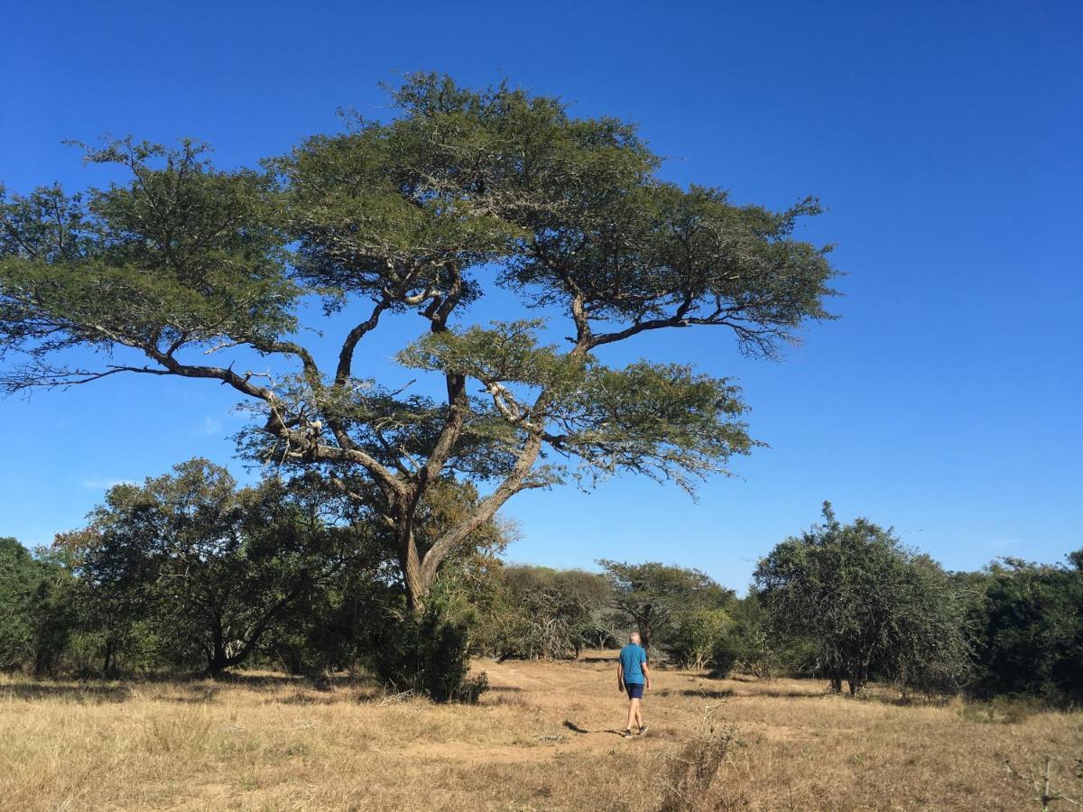 Umkhumbi Lodge Hluhluwe Buitenkant foto